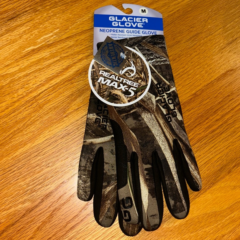 Men’s camo glacier glove size medium